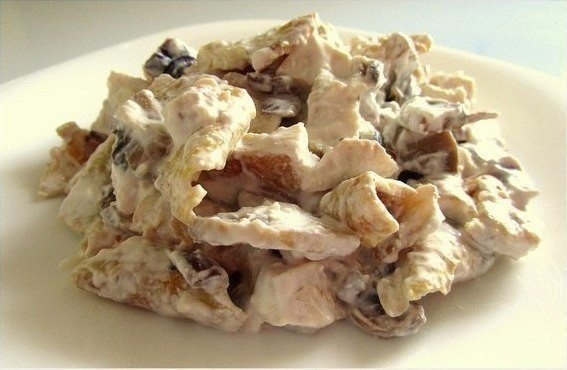 Великолепный салат из сплошных белков! Особенно хорош для растущих организмов!