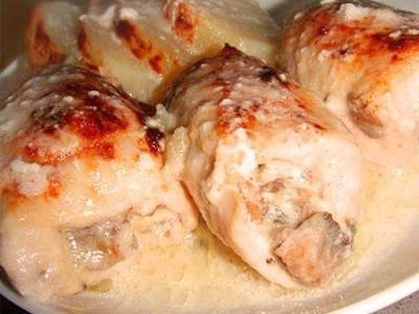 Приготовьте любимым румяные рулетики! Дорогих людей нужно чаще баловать!