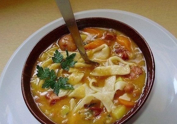 Сытный суп для идеального семейного обеда или ужина! Ароматно, пикантно, вкусно!