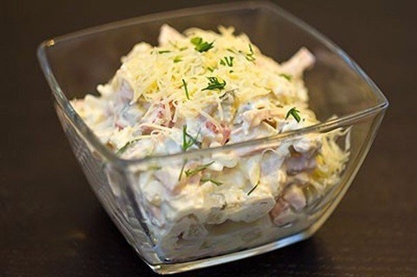 Вкусный, милый и хрустящий - всех гостей к себе манящий!