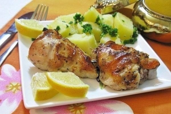 Пикантная курочка с ароматным цитрусом - прекрасное сочетание вкусов!