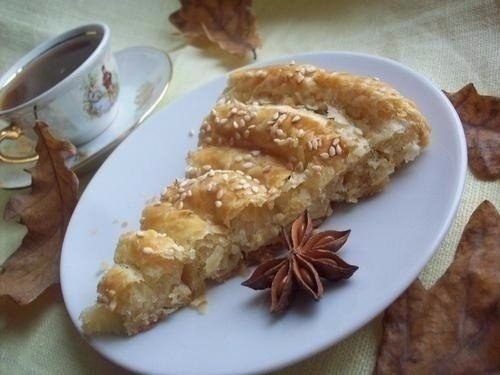 Пикантный пирог с любимым сыром. Небывалое наслаждение!