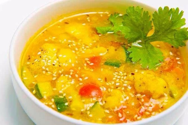 Щи вегетарианские с баклажанами.