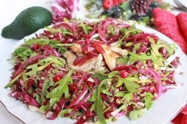 Необыкновенный салат украсит ваш праздничный стол. Особенно удачно будет на Рождественском или Новог