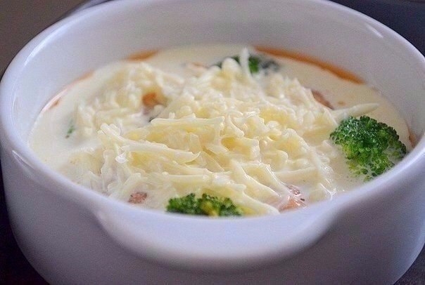 Нежнейший сливочный соус идеально сочетается с рыбкой! Мммм...вкуснятина!