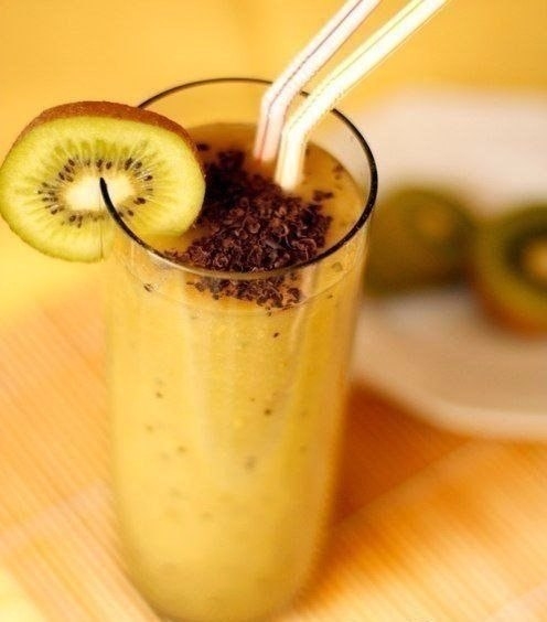 Яркий ароматный коктейль поднимет вам настроение и зарядит бодростью и энергией на весь день!