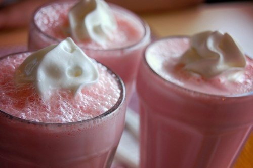 Нежные воздушные сладкие коктейли! Готовить просто, пить вкусно!