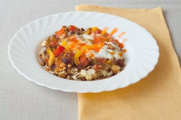 Простое и незатейливое блюдо марокканской кухни. Ярко, красочно, аппетитно!