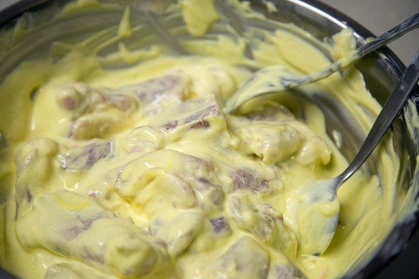 Все знают, что вкус мяса зависит от правильного маринада. Я предлагаю мариновать в йогурте!