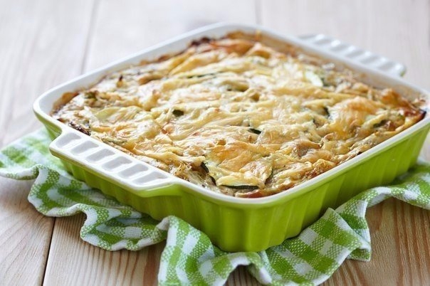 Вкусно накормить большую компанию можно с нашим рецептом! Сохраняйте и готовьте с нами!