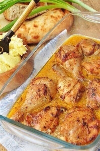 Сочная курочка в пикантном соусе понравится и малышам, и взрослым! Накормите семью вкусно!