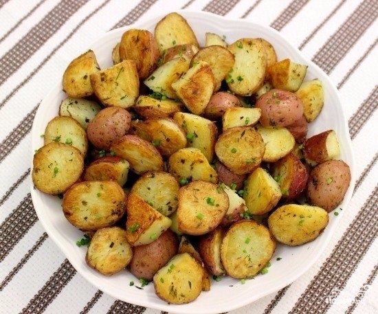 Остренько и со вкусом приготовить картошечку можно по нашему рецепту! Разбираем!