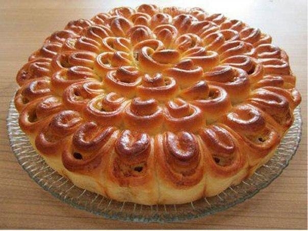 Мясной пирог "Хризантема".