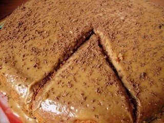 Сочно пропитанный пирог, который просто тает во рту! А готовится очень легко! Готовим?