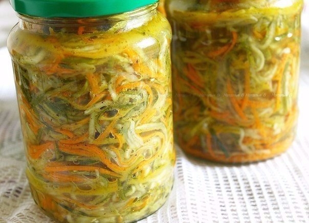 Если у вас переросли огурцы - не беда - из них можно сделать очень вкусный салат на зиму! Слишком же