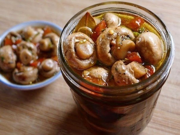 Сочные, пряные и очень вкусные маринованные шампиньоны! Изюминка вашего стола!