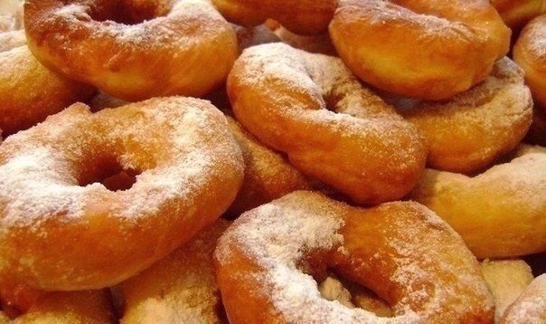 Лёгкие, воздушные, того и гляди улетят - прямиком в ротик!