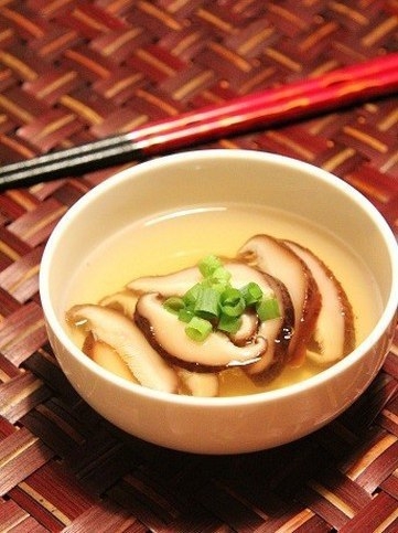 Суп с грибами Шиитаке