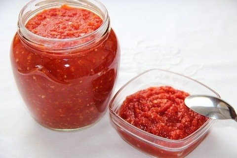 Аджика из помидоров на зиму: пошаговые рецепты с фото для легкого приготовления