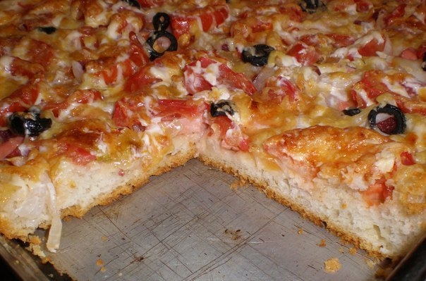 Домашняя пицца на дрожжевом тесте (рецепт с фото)